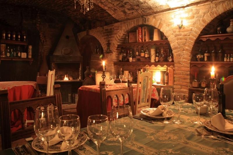Apartamentos Alcoba De Baco Барбастро Экстерьер фото